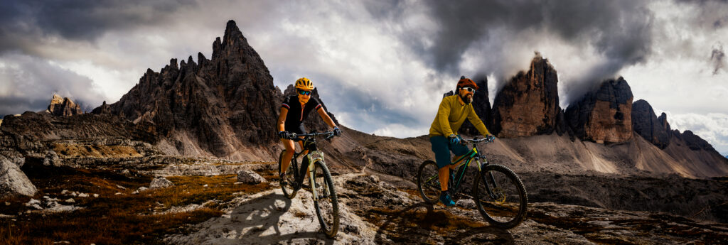 Die Freiheit genießen mit einem Mountainbike