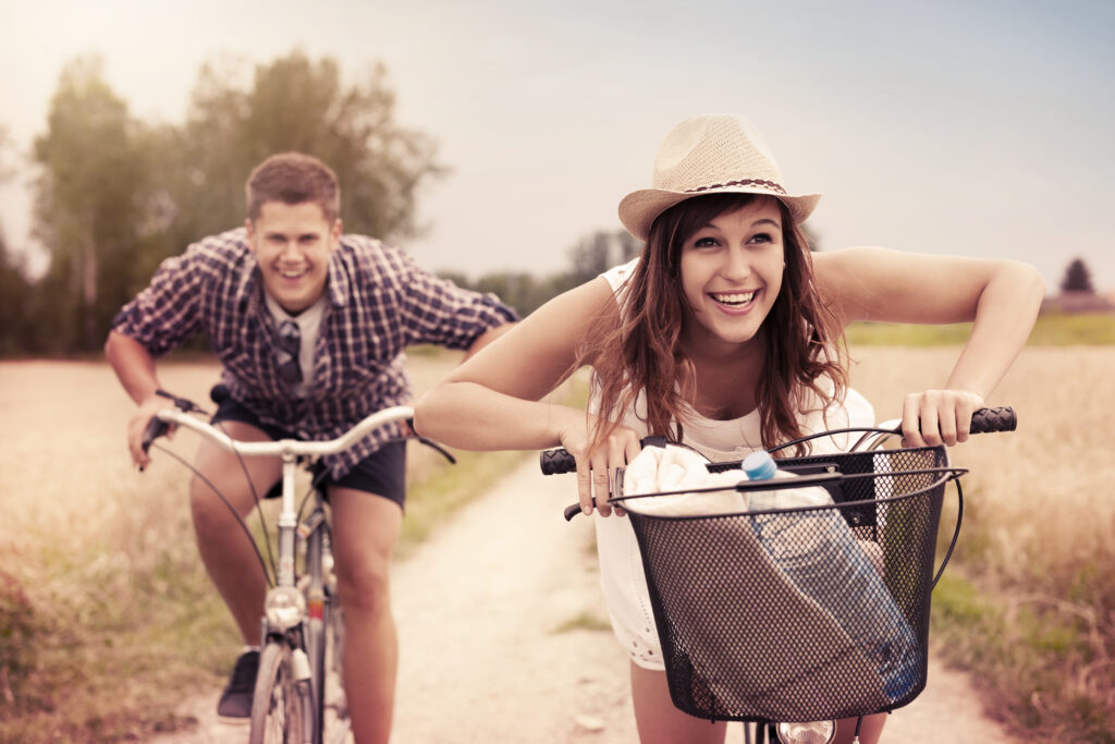 eine gemeinsame Fahrradtour schmerzfrei erleben