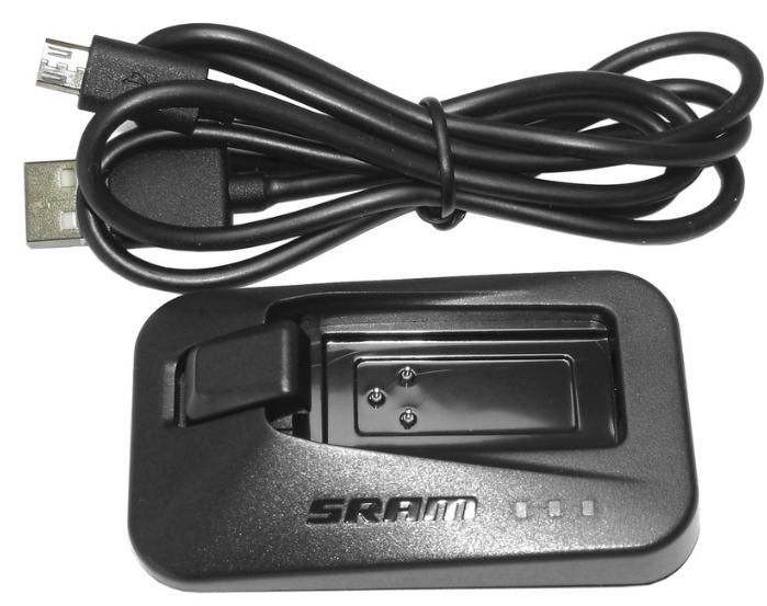 SRAM eTAP mit USB Anschluss Ladegerät