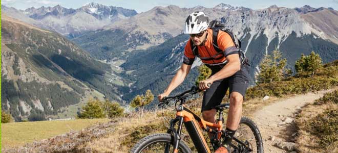 E-Mountainbike E-MTB für Touren und Bergrouten